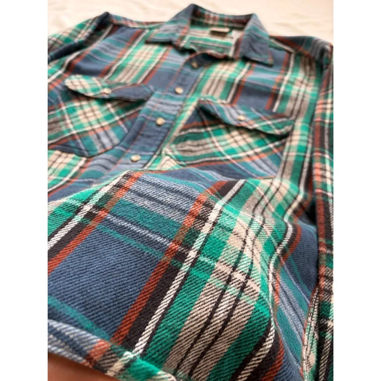 90s Fivebrother green plaid flannel 3