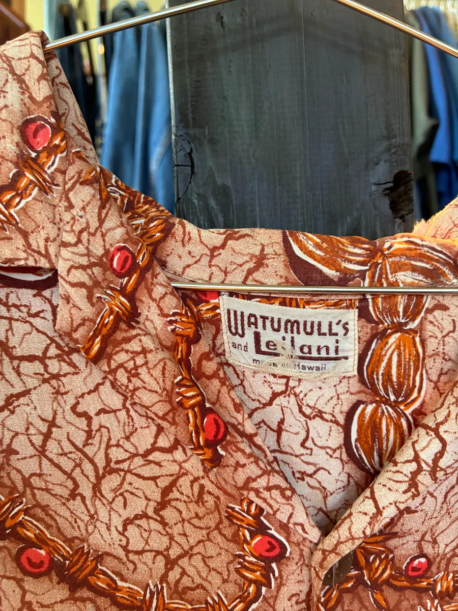 1950s Watumull's Leilani aloha shirt 2