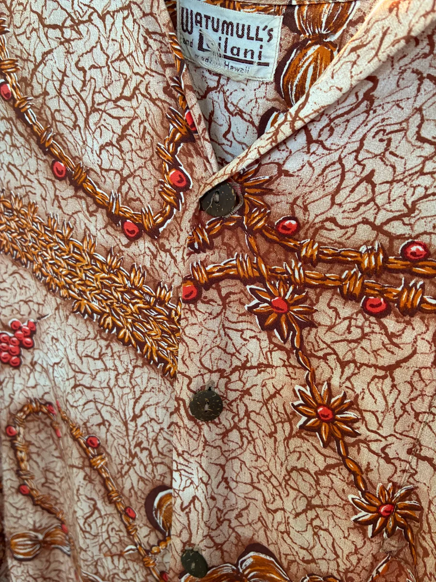 1950s Watumull's Leilani aloha shirt 5